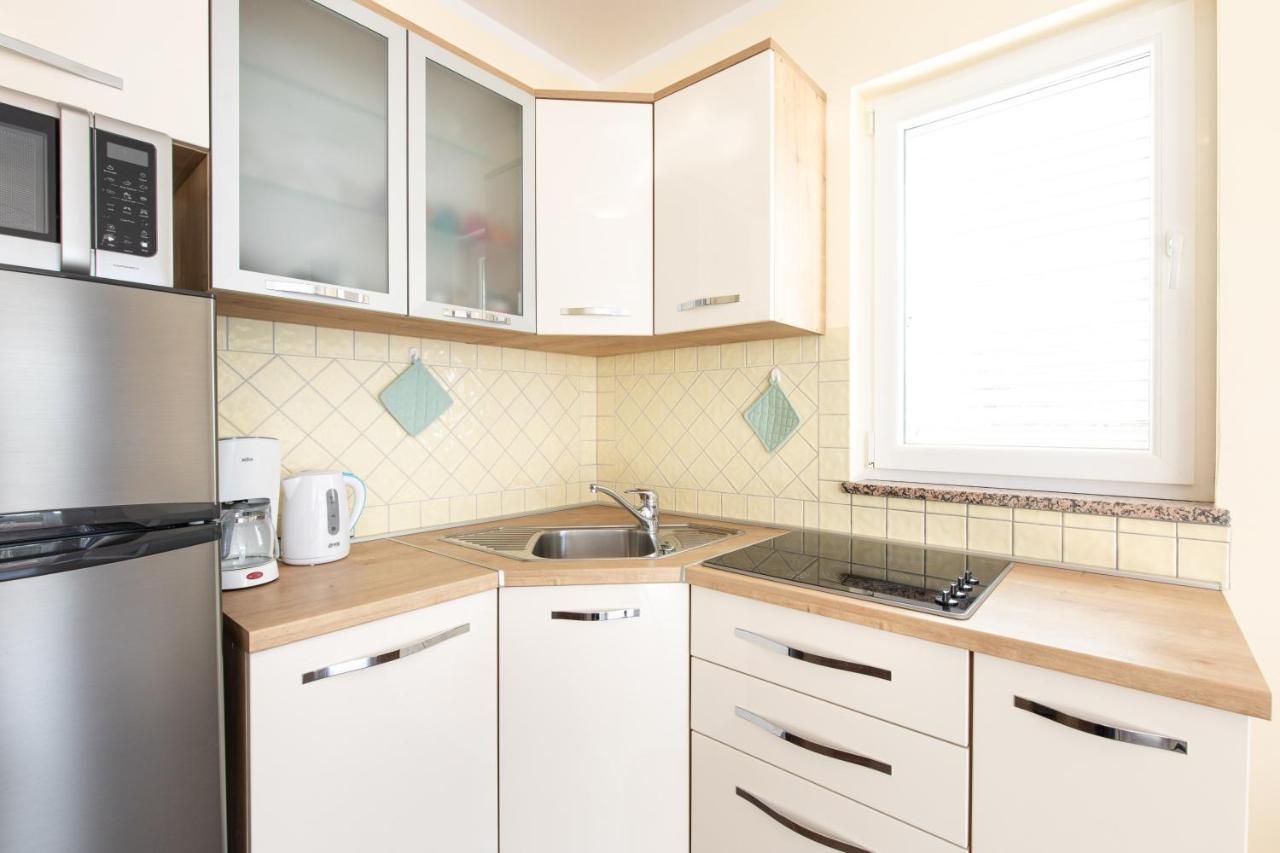 קרק Apartments Bella Vista מראה חיצוני תמונה