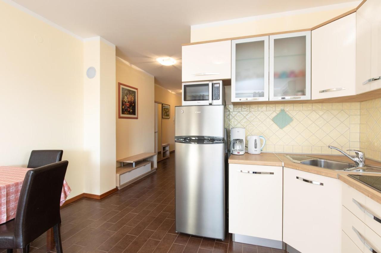 קרק Apartments Bella Vista מראה חיצוני תמונה